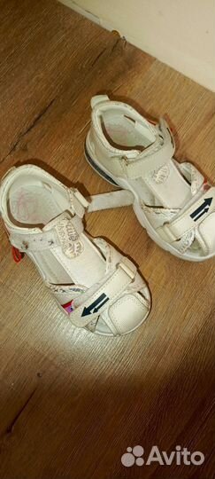 Сандалии для девочки 26 размер