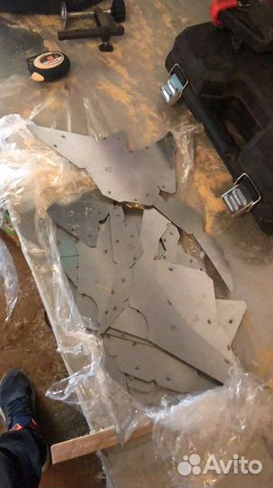 Полигональная фигура из металла 