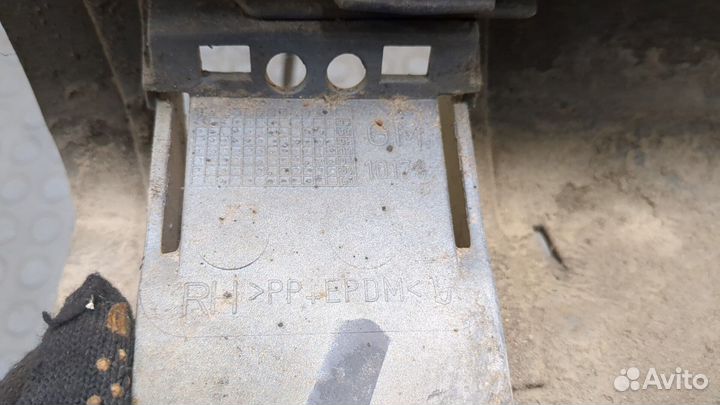 Накладка на порог правая передняя Opel Astra G