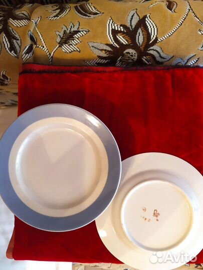 Фарфоровые новые тарелки СССР