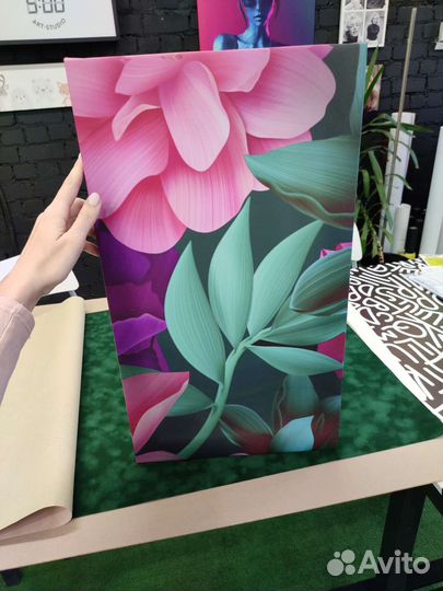 Картина девушка лофт неон