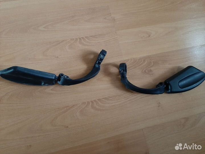 Зеркало заднего вида