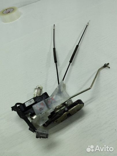 Замок боковой двери передний левый Great Wall