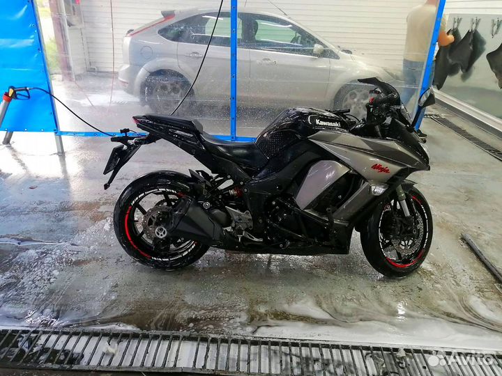 Kawasaki Z1000sx