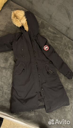 Парка с натуральным мехом canada goose