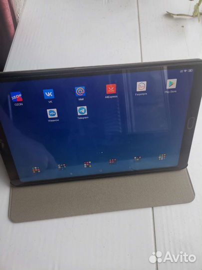 Планшет Xiaomi Mi Pad 4 plus