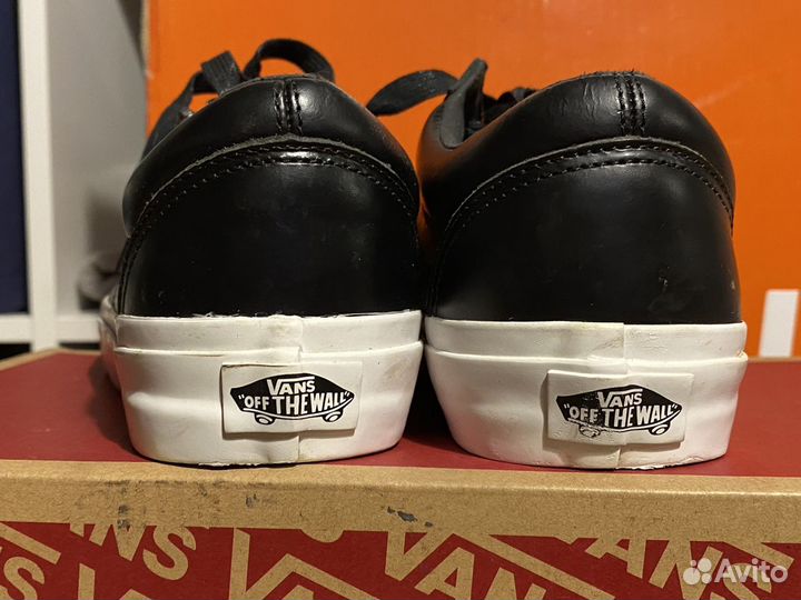 Кроссовки Vans кожаные