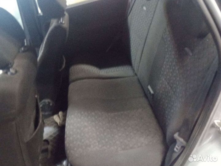 Сиденья калина черные