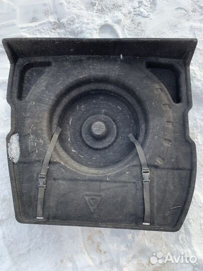 Пол / обшивка багажника Subaru Forester SF5 пруль