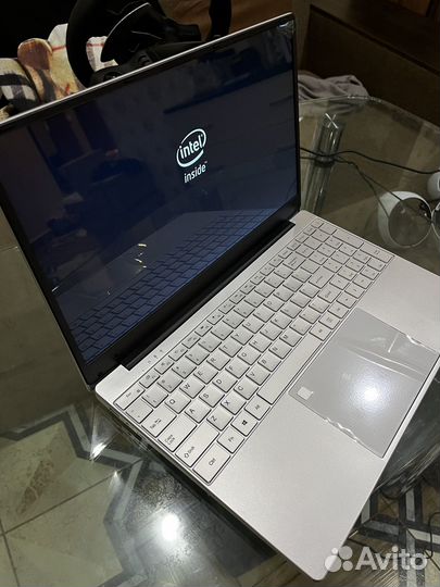 Ноутбук для учебы, работы