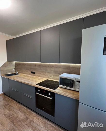 Кухонный гарнитур новый