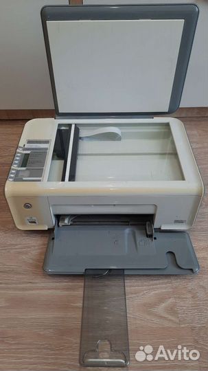 Струйное цветное мфу HP PSC 1500