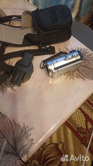 Видеокамера sony handycam DCR-SX33E