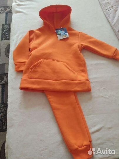 Спортивный костюм