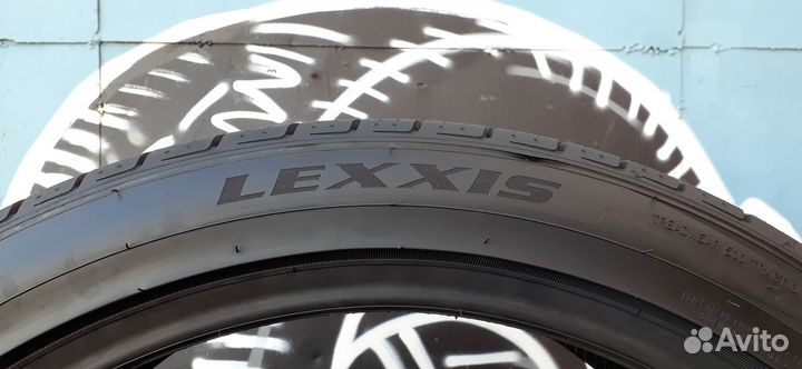 Lexxis Orezon LX 4x4 285/40 R23 и 325/35 R23