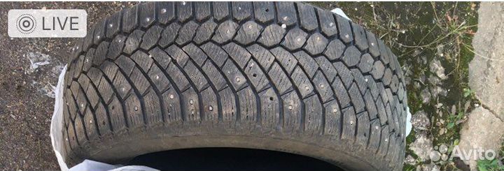 Nokian Tyres Hakkapeliitta 8 215/55 R17