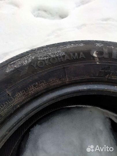 Yokohama 104ZR 215/65 R16