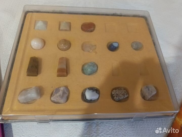 Коллекция камней деагостини