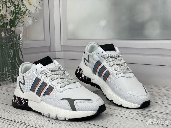 Кроссовки adidas nite jogger