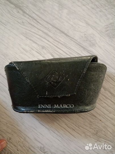 Солнцезащитные очки унисекс черные