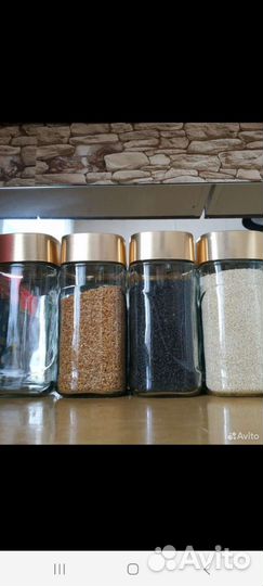 Пустые банки из под кофе