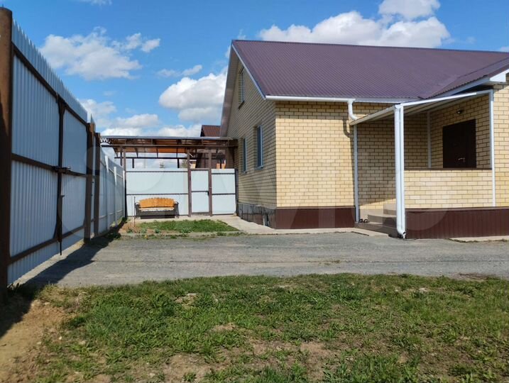 Коттедж 125 м² на участке 10 сот.