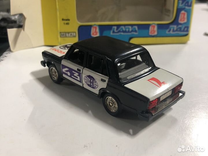 Сувенирная модель ваз-2105 Ралли