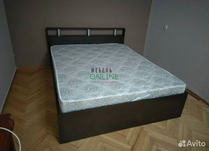 Кровать двуспальная 160х200