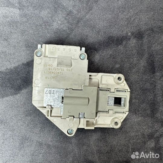 Устройство блокировки люка (убл)