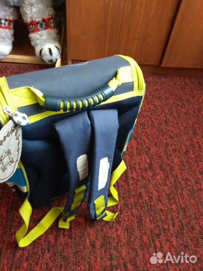 Школьный рюкзак