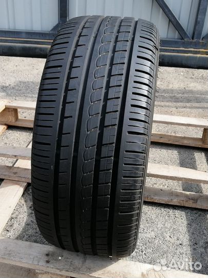 Pirelli P Zero Rosso 225/45 R17