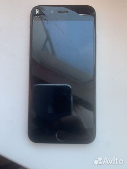 Телефон iPhone6