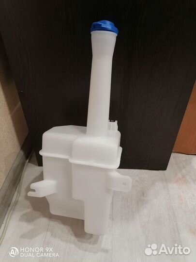 Бочек для омывательной жидкости