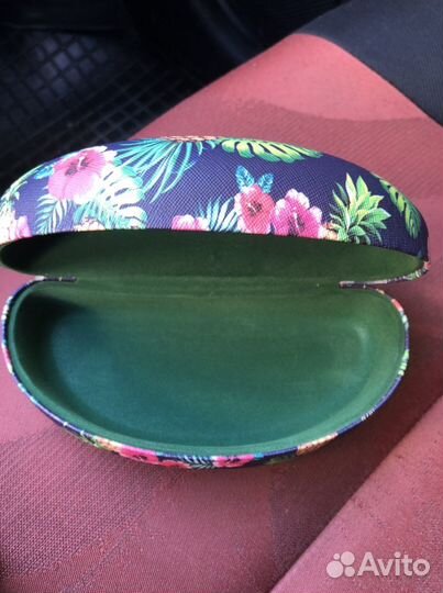 Футляр для очков