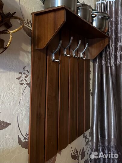 Вешалка настенная бу