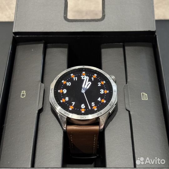 Смарт часы huawei gt 4