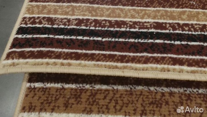 Оверлок ковровых покрытий по лайтцене