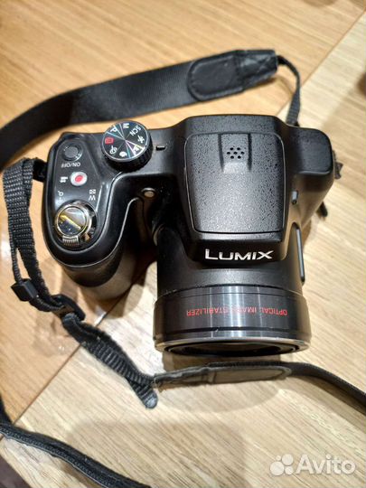 Цифровой фотоаппарат Panasonic