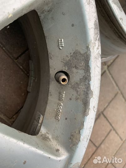 Литве диски на 16