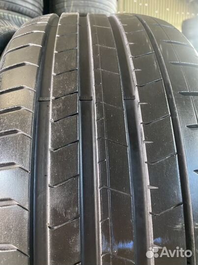 Pirelli P Zero PZ4 285/45 R20