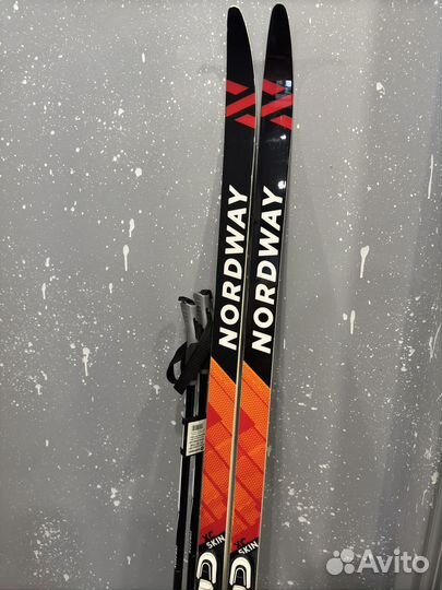 Беговые лыжи полный комплект