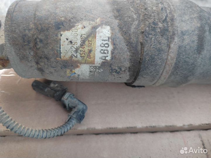 23290660 Задний амортизатор Cadillac Escalade