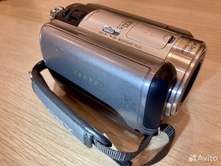 Видеокамера Sony Handycam HDD 30 GB