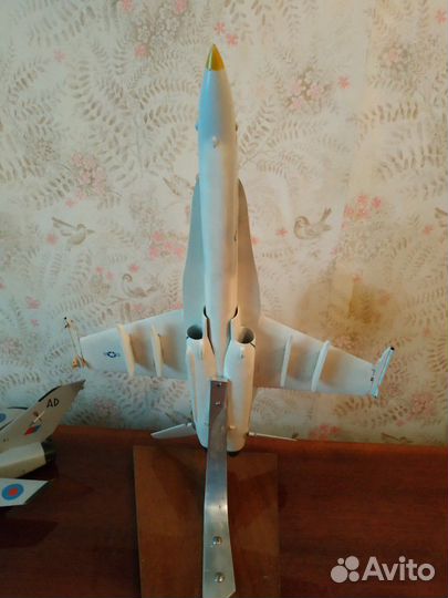 Деревянные модели самолетов (б/у)