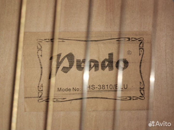 Акустическая гитара с чехлом и аксессуарами