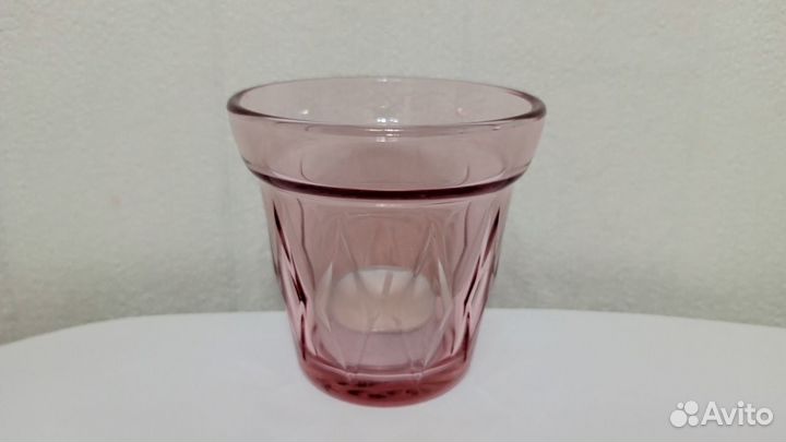 Стеклянный подсвечник для плавающей свечи