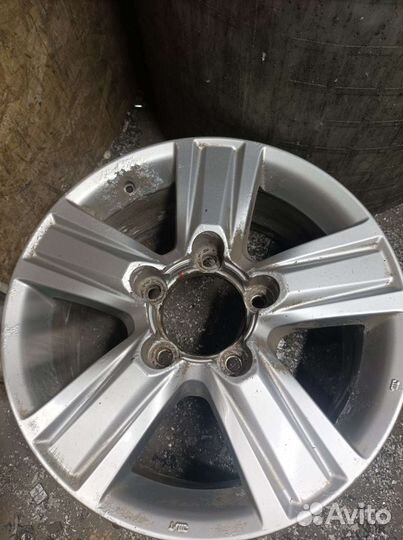 Пескоструйная обработка мелких деталей/дисков