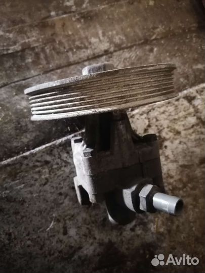 Гур Audi 100 2.3 c4