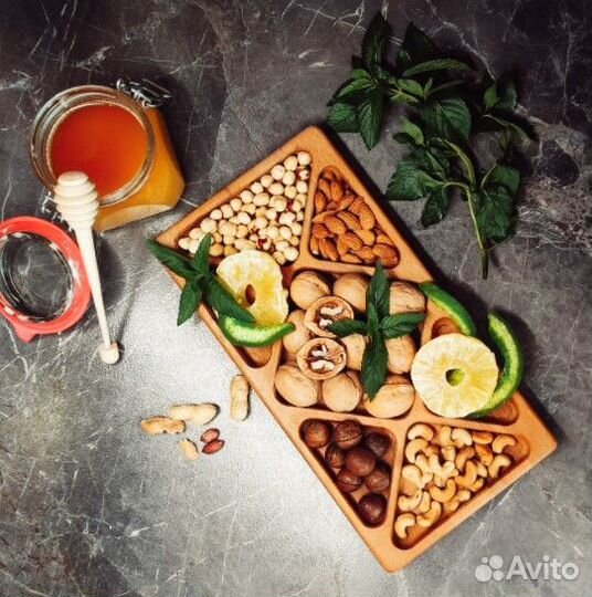 Доски деревянные, менажницы