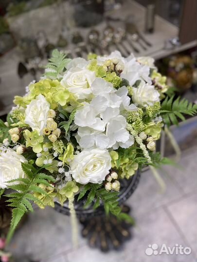 Букет цветов искуственные с вазой